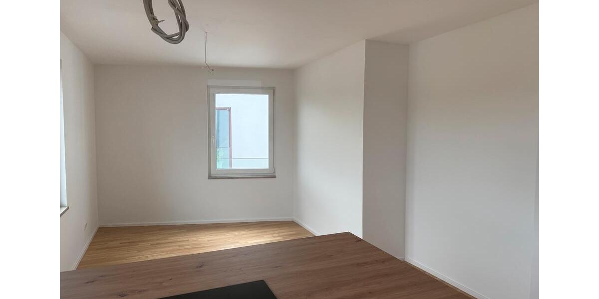 Etagenwohnung Georgensgmünd - 2.5 Zimmer, 85 m&sup2;, 1.295&euro; | Angebot:26147964