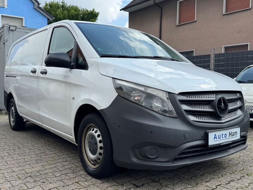 Mercedes-Benz Vito 170.181 km 11.200 € Köln 50858
