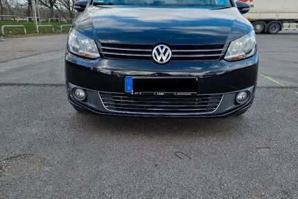 VW Touran 188.000 km 7.499 &euro; Heilbronn 74074