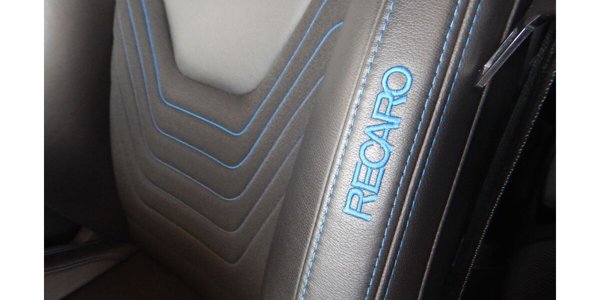 Ford Focus 39.205 km 34.990 &euro; Aschersleben 06449