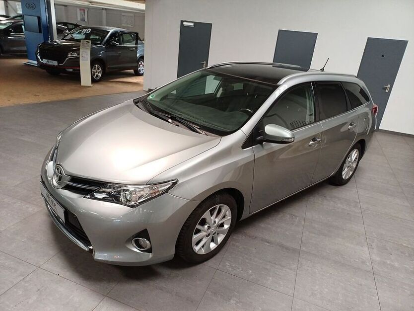 Auris