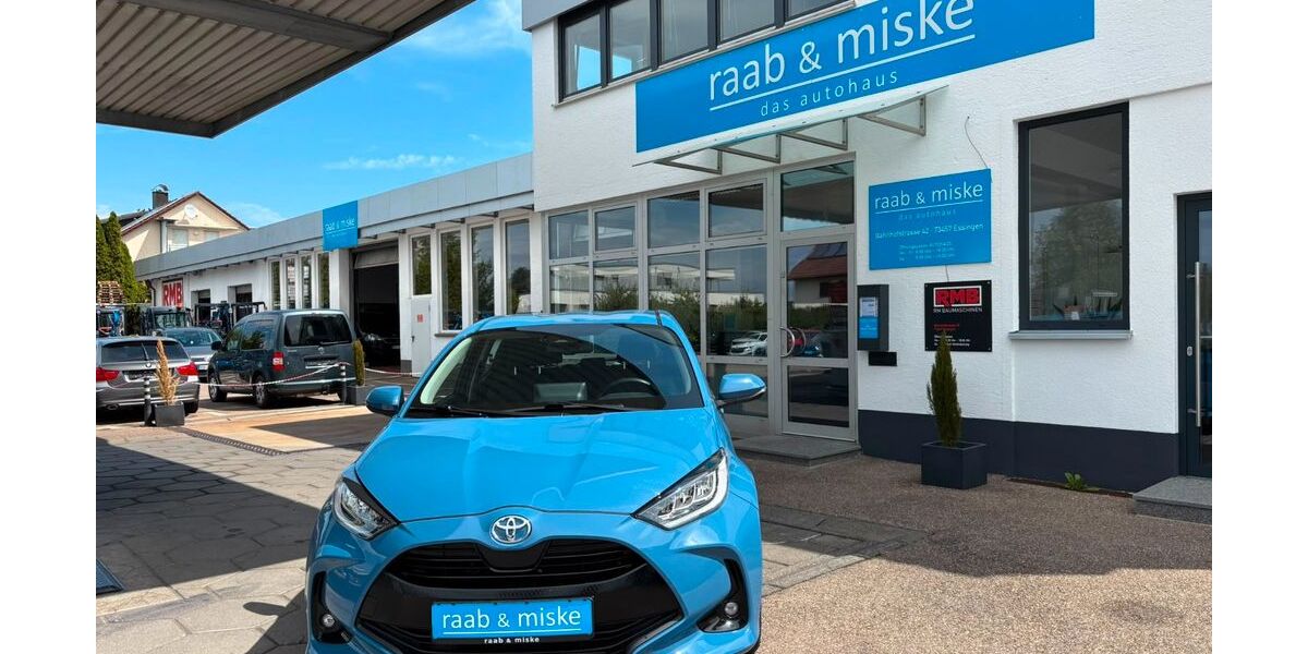 Toyota Yaris 38.500 km 15.490 &euro; Essingen 73457