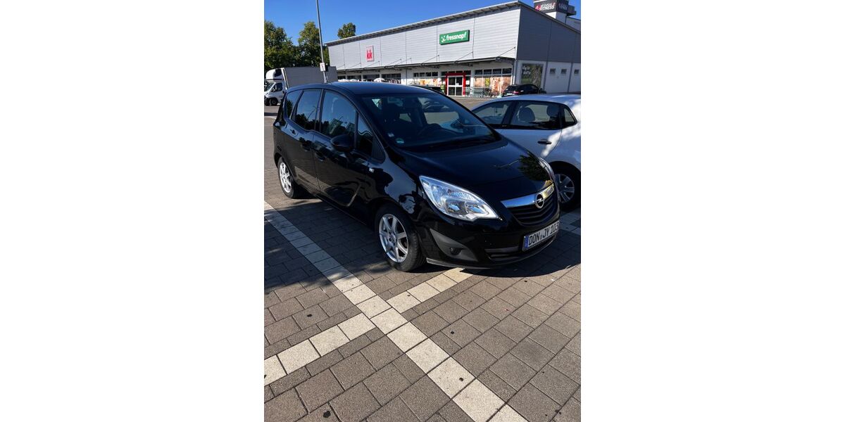 Opel Meriva 65.000 km 10.000 &euro; Augsburg 86156