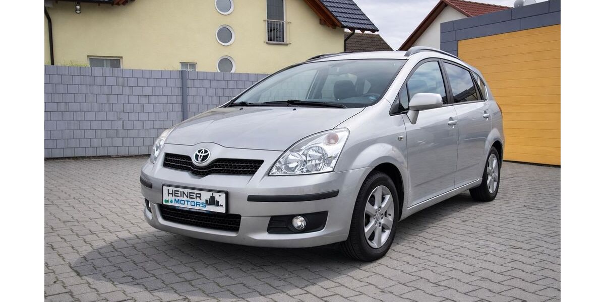 Toyota Corolla Verso 118.897 km 5.999 &euro; Pfungstadt 64319