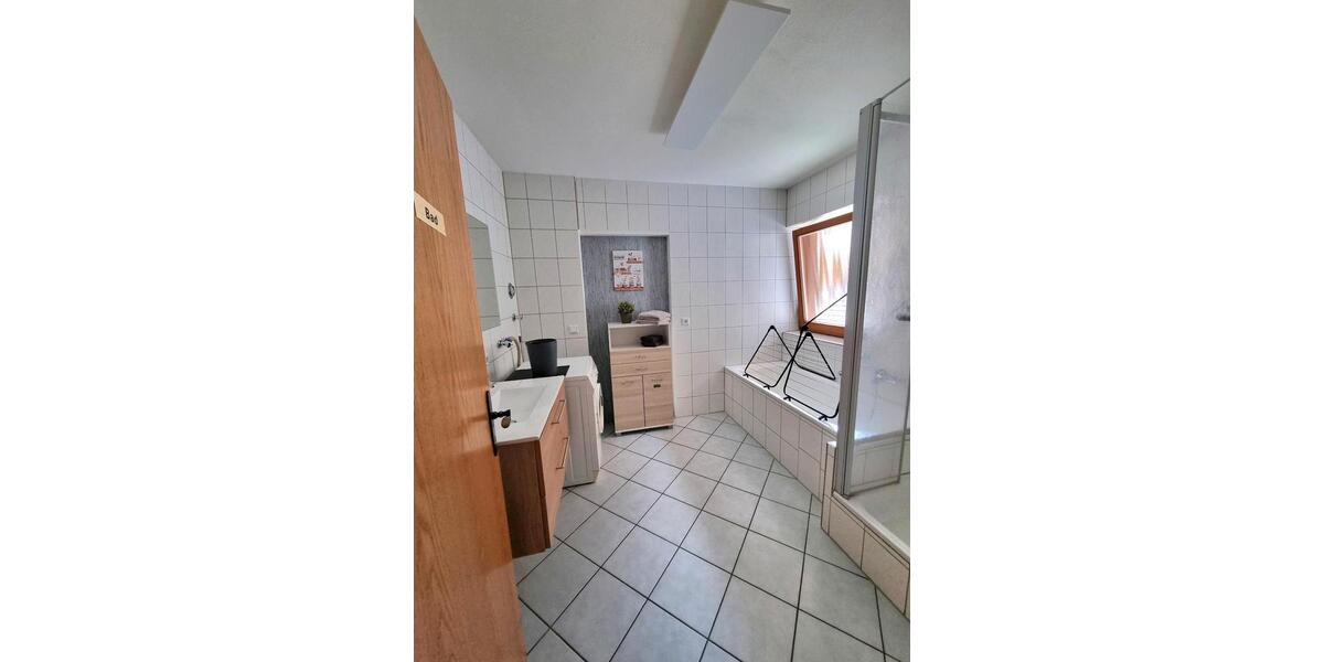 Erdgeschoßwohnung Herbolzheim - 3 Zimmer, 115 m&sup2;, 1.000&euro; | Angebot:26339960