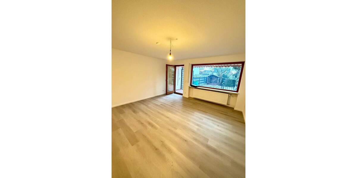 Reihenmittelhaus Nürnberg Thon - 4 Zimmer, 114 m&sup2;, 1.600&euro; | Angebot:25670106