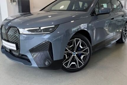 BMW iX 21.196 km 72.449 € Hofheim 65719