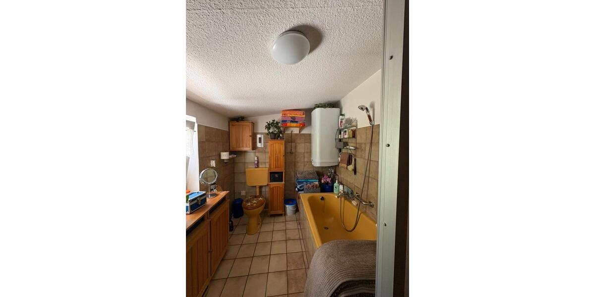 Mehrfamilienhaus, Wohnhaus Georgensgmünd - 8 Zimmer, 173 m&sup2;, 350.000&euro; | Angebot:26987351