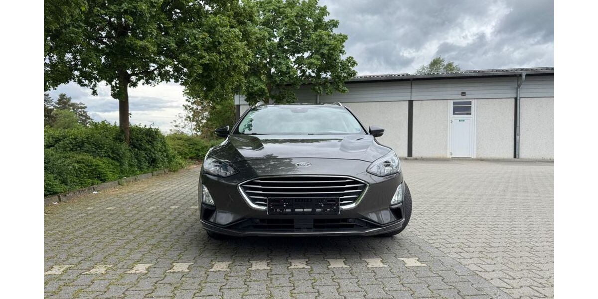Ford Focus 110.610 km 10.500 &euro; WOLFERSDORF 85395