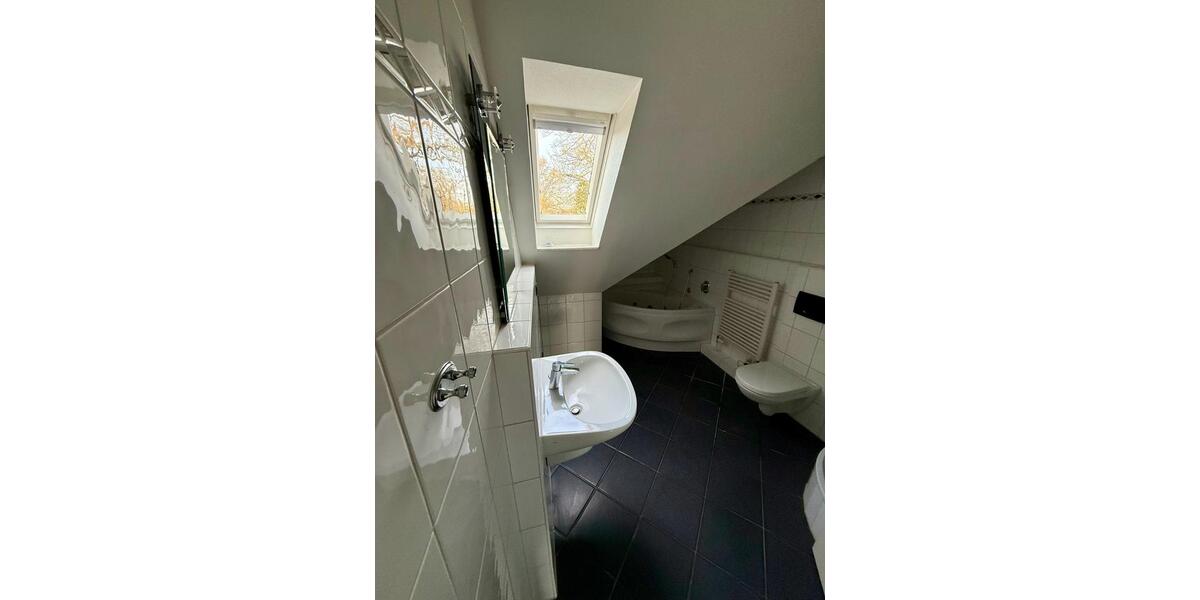 Dachgeschoßwohnung Glücksburg (Ostsee) - 3 Zimmer, 96 m&sup2;, 259.000&euro; | Angebot:25538675