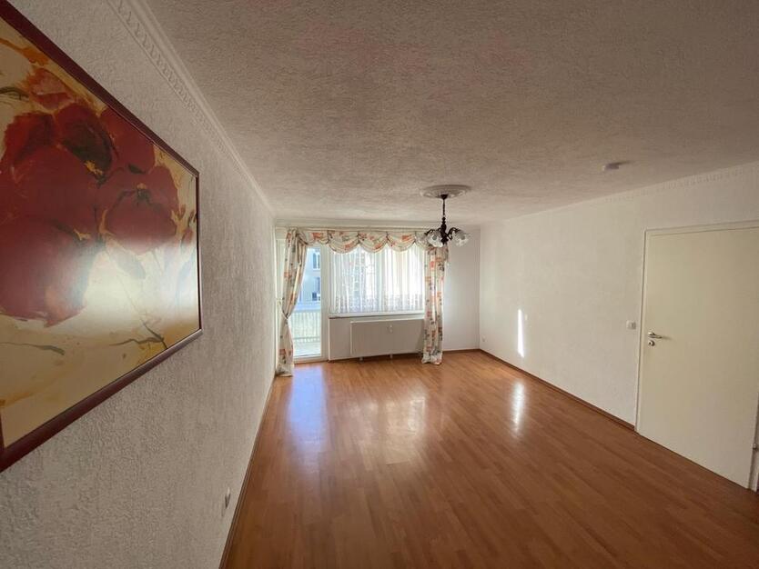 Leerstehende 3-zi. Wohnung mit 2 Balkone in Heilbronn Stadtmitte