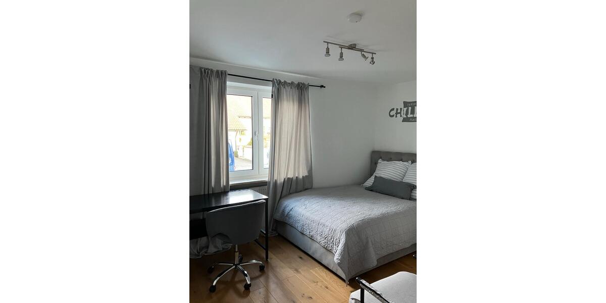 Erdgeschoßwohnung Gaimersheim - 5 Zimmer, 140 m&sup2;, 1.800&euro; | Angebot:25342319