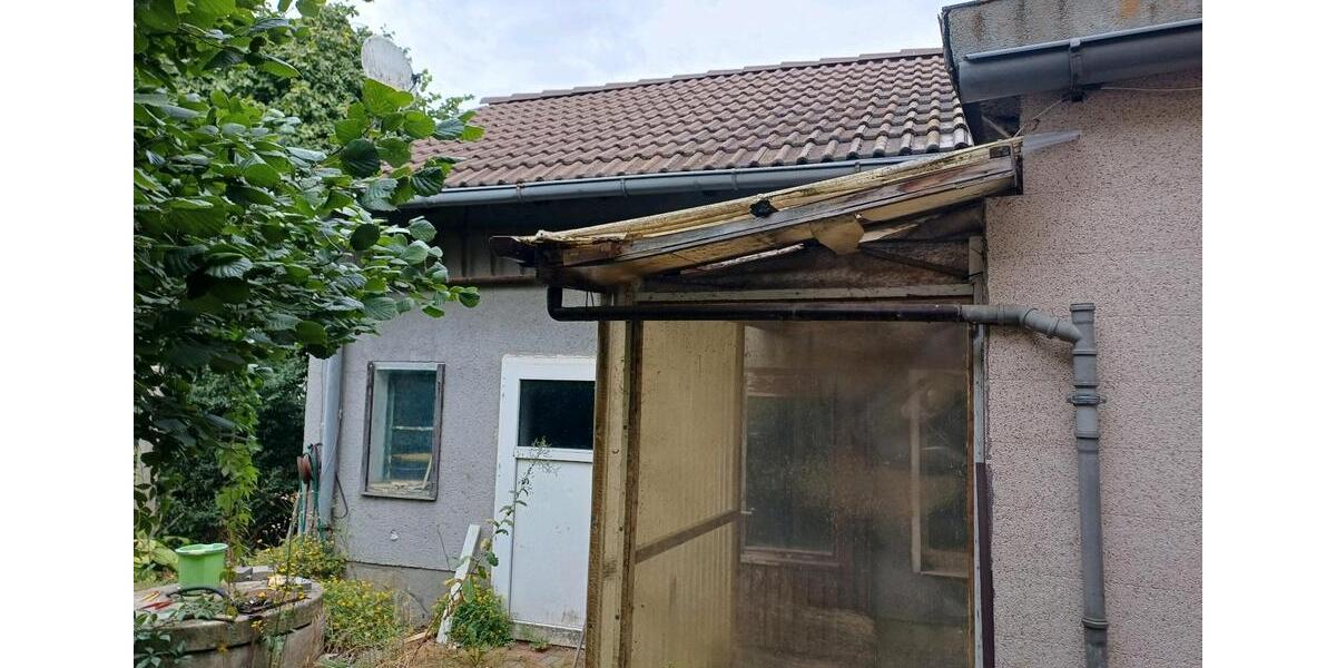 Einfamilienhaus Bad Lauchstädt - 4 Zimmer, 110 m&sup2;, 28.000&euro; | Angebot:27132372