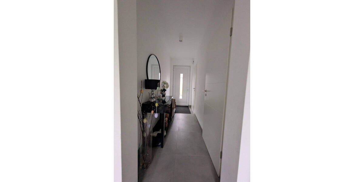 Reihenmittelhaus Quickborn - 4 Zimmer, 123 m&sup2;, 1.700&euro; | Angebot:26188528