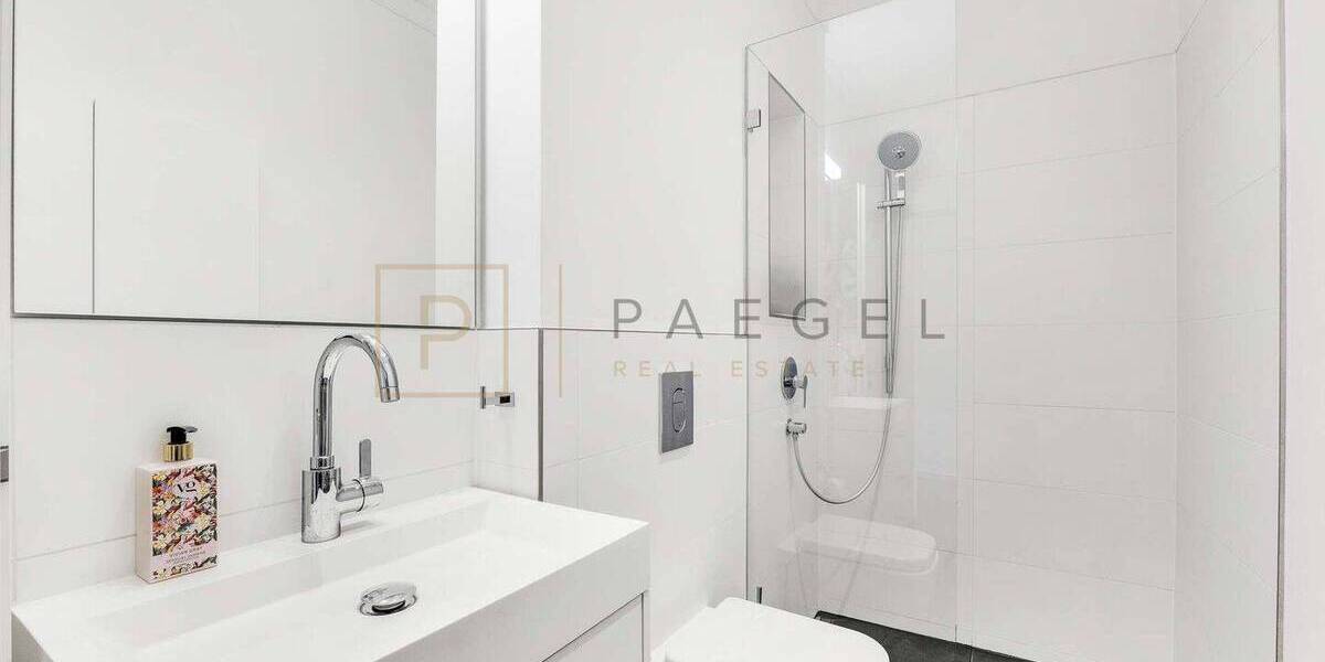Reihenmittelhaus Potsdam Groß Glienicke - 5 Zimmer, 206 m&sup2;, 3.200&euro; | Angebot:26700128
