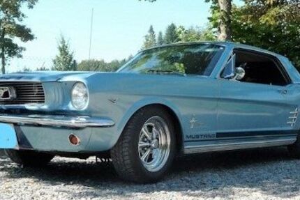 Ford Mustang 108.500 km 27.500 &euro; Schmallenberg 57392