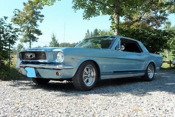 Ford Mustang 108.500 km 28.500 &euro; Schmallenberg 57392