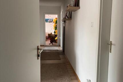 Helle moderne 2 Zimmer Wohnung mit Balkon in Thalmässing