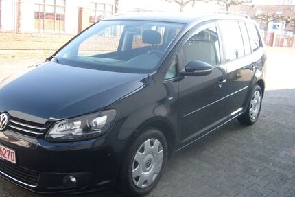VW Touran 98.500 km 13.800 &euro; Langen 63225