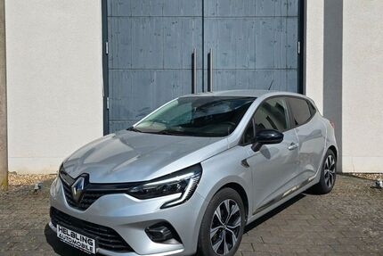 Renault Clio 27.000 km 13.980 &euro; Spangdahlem 54529