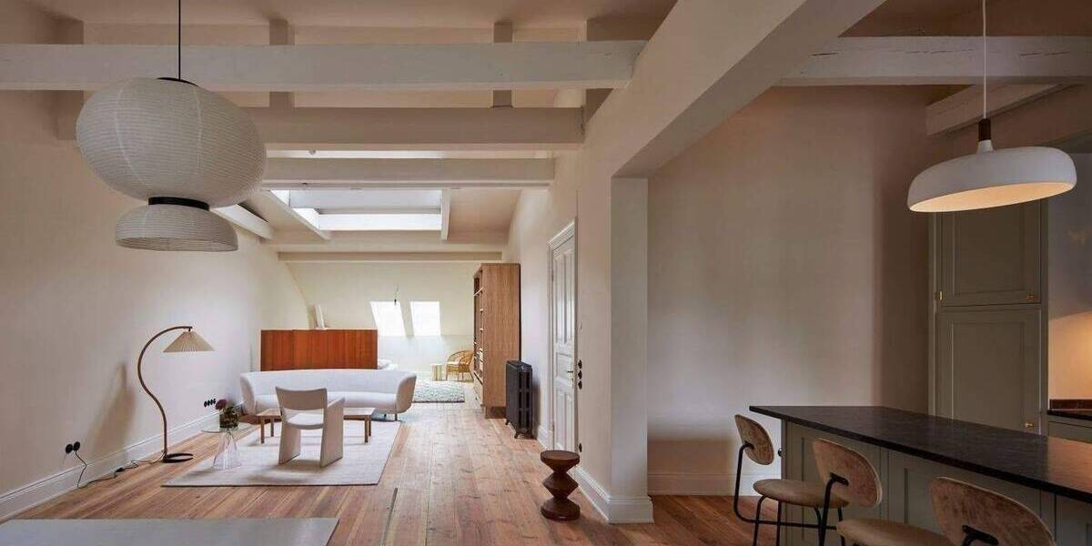 Komplett möblierte wunderschöne 1 Zimmerwohnung (Studio), W16.03, Im DG, 87 m² 1 zimmer