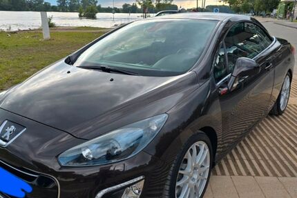 Peugeot 308 150.000 km 13.000 € Grafenau-Döffingen 71120