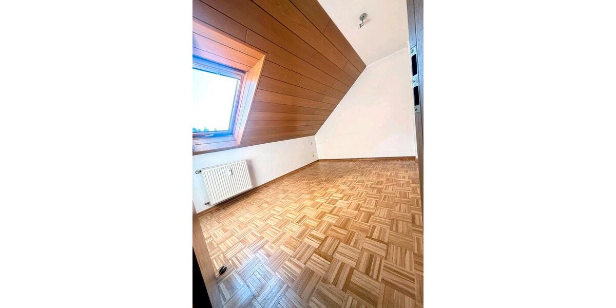 Dachgeschoßwohnung Wittlich - 2 Zimmer, 50 m&sup2;, 150.000&euro; | Angebot:26992909