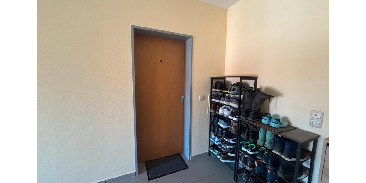 Dachgeschoßwohnung Diedorf - 3 Zimmer, 69 m&sup2;, 320.000&euro; | Angebot:25406774