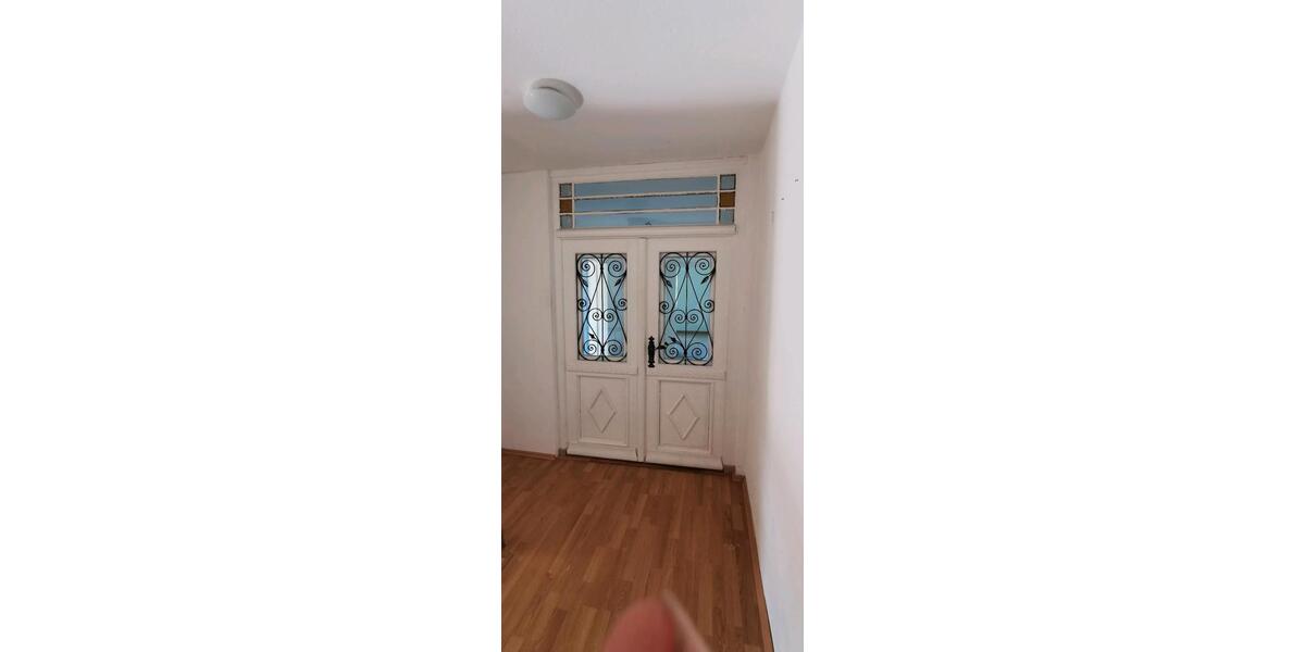 Etagenwohnung Lügde - 2 Zimmer, 80 m&sup2;, 450&euro; | Angebot:26372660