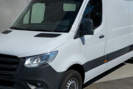 Mercedes-Benz Sprinter 216.000 km 15.999 &euro; Wetzlar 35576