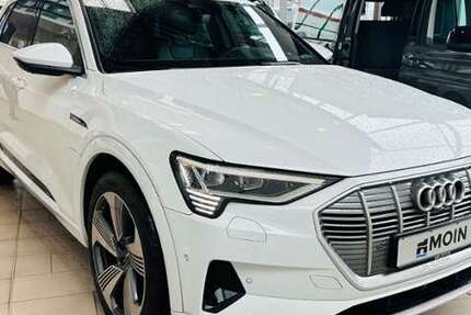 Audi e-tron 54.900 km 34.480 &euro; Hamburg 22047