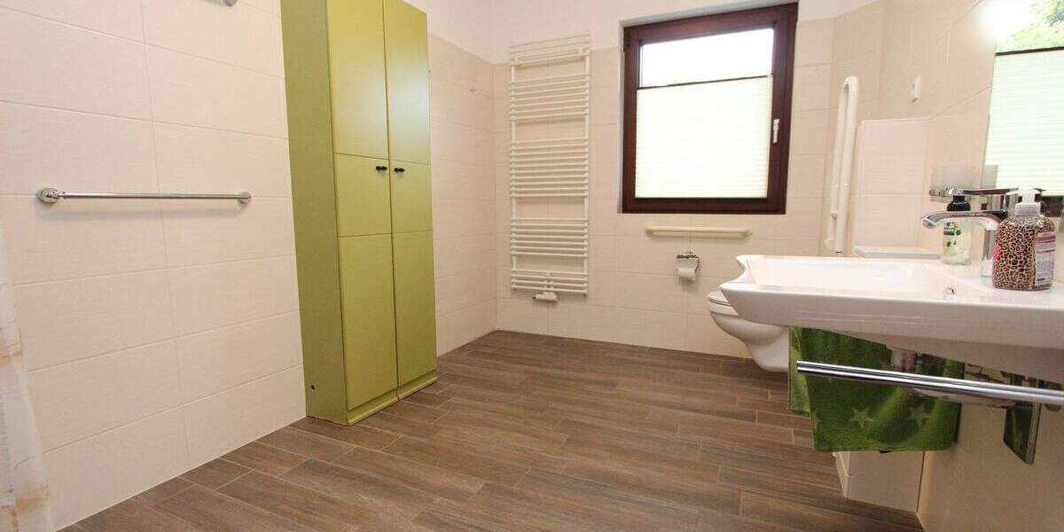 Einfamilienhaus Klixbüll - 7 Zimmer, 259 m&sup2;, 375.000&euro; | Angebot:25706533