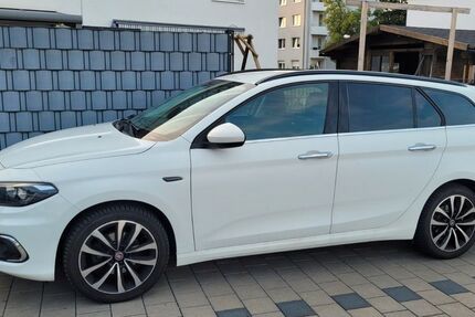 Fiat Tipo 84.000 km 10.500 &euro; Offenbach am Main 63069