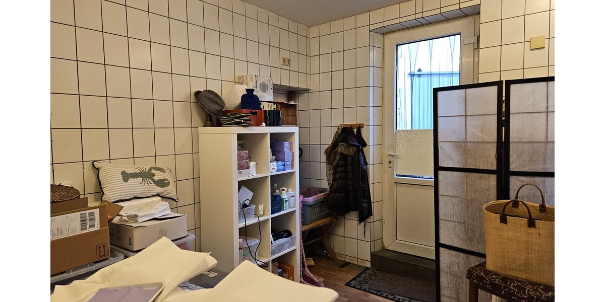 Sie haben die Geschäftsidee? Wir haben das Ladenlokal! Zentral in Oberpleis! - Gewerbeobjekt Königswinter Oberpleis | Angebot:23791297