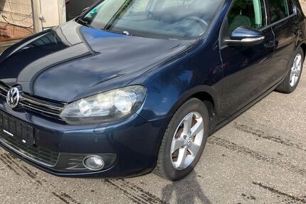 VW Golf 152.000 km 4.750 &euro; titisee-neustadt 79822
