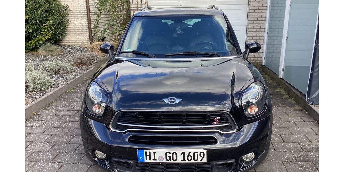 Mini Countryman S (Cooper) 125.036 km 10.250 &euro; Algermissen 31191