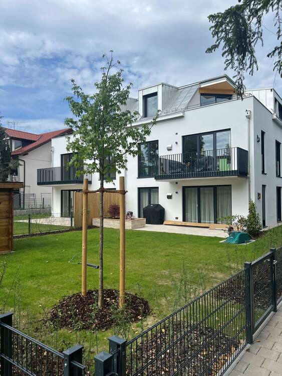 Wohnung zum Mieten in Vaterstetten 2.244 € 102 m²