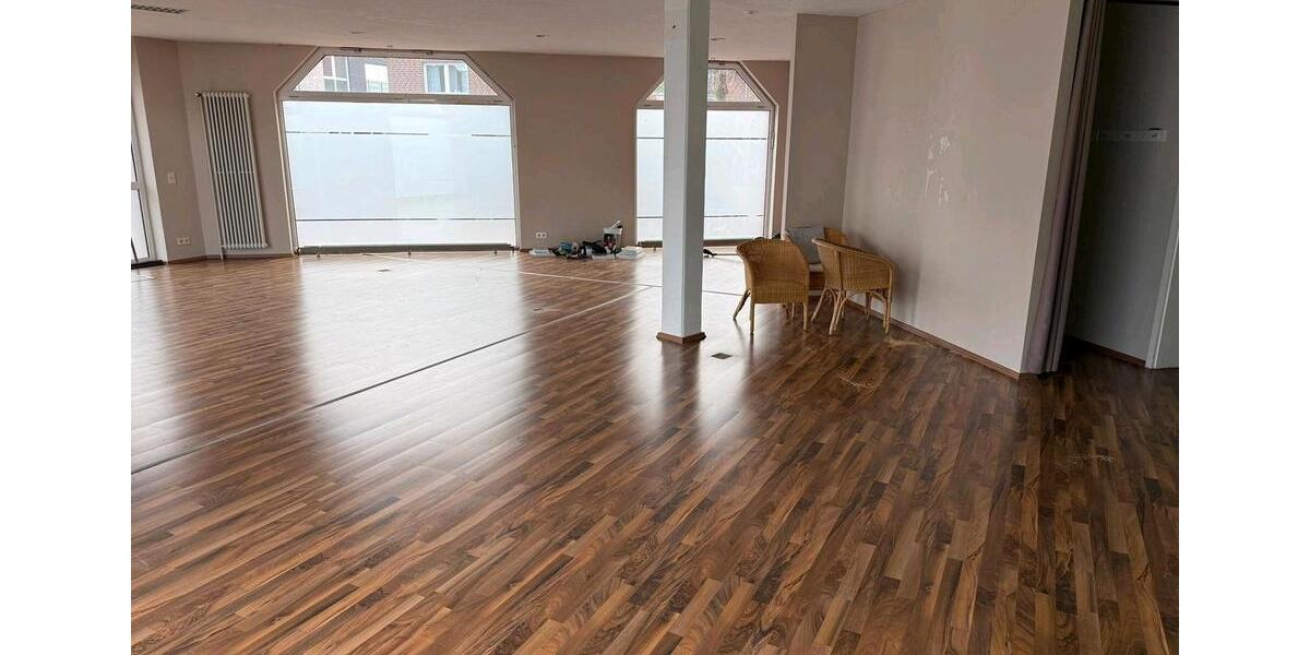 Gewerbeobjekt Lohne (Oldenburg) - 750&euro; | Angebot:24523519