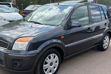 Ford Fusion 150.000 km 2.899 &euro; Saarlouis 66740