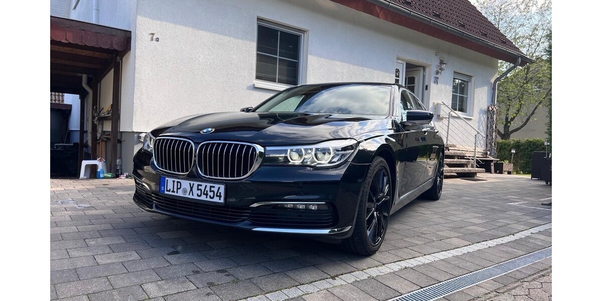 BMW 730 128.000 km 34.800 &euro; Lemgo 32657