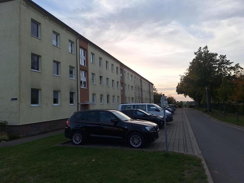 Schöne helle 4.-Zimmer Wohnung KDB mit Blick ins Grüne zimmer