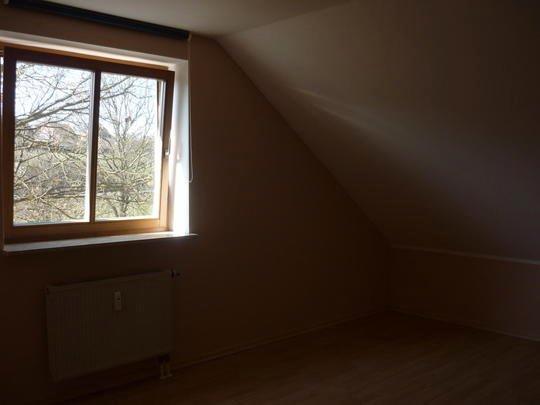 Dachgeschoßwohnung Emskirchen - 2.5 Zimmer, 50 m&sup2;, 125.000&euro; | Angebot:26913904