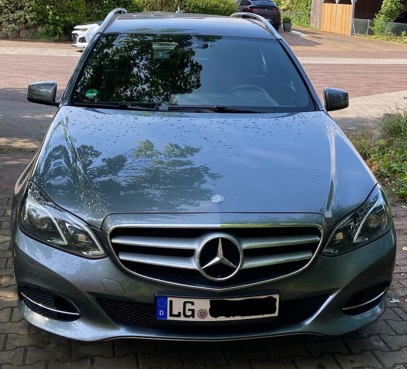 E 220