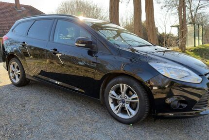 Ford Focus 133.476 km 5.900 &euro; Bokel 27616