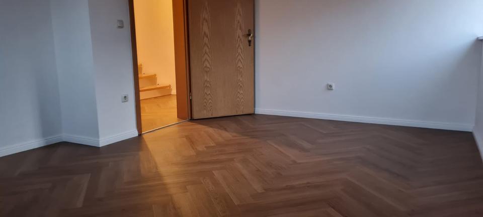 Doppelhaushälfte Garching an der Alz - 6 Zimmer, 143 m&sup2;, 1.500&euro; | Angebot:26373026