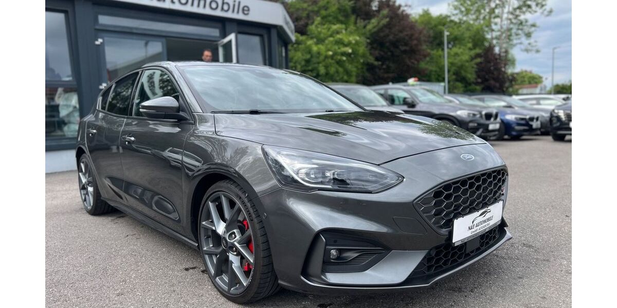 Ford Focus 68.000 km 22.990 &euro; Augsburg 86165