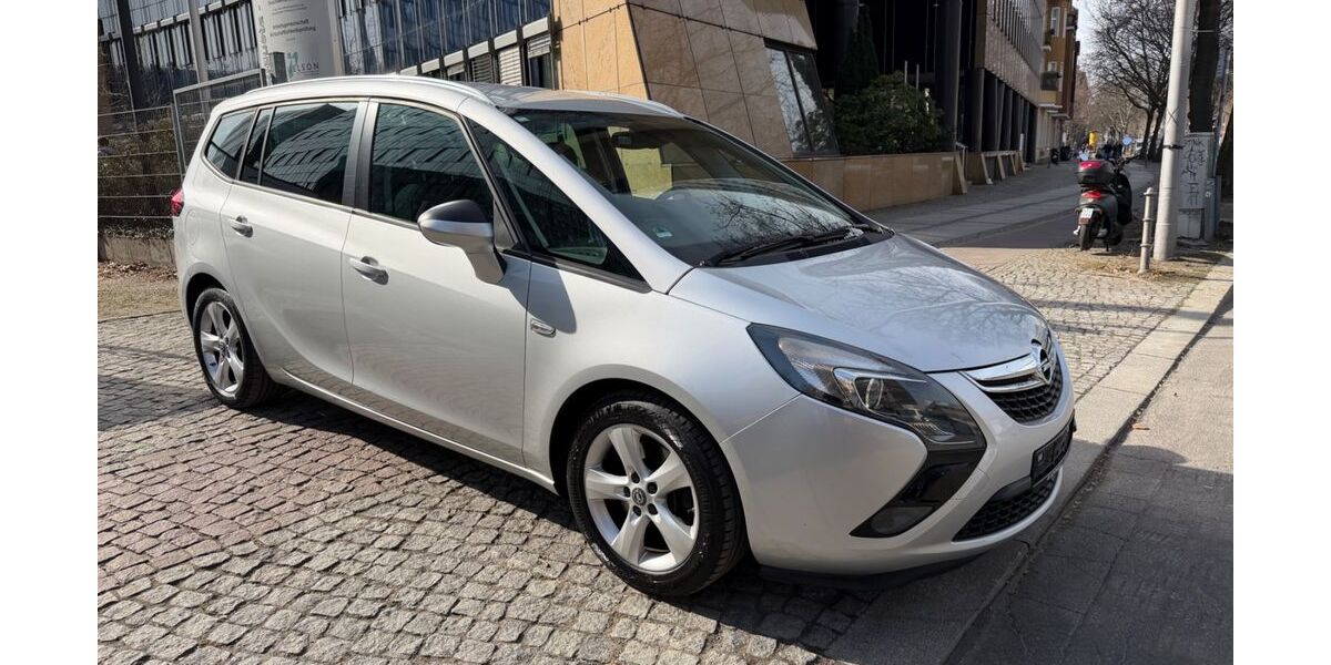 Opel Zafira 191.950 km 5.699 &euro; Berlin 10553