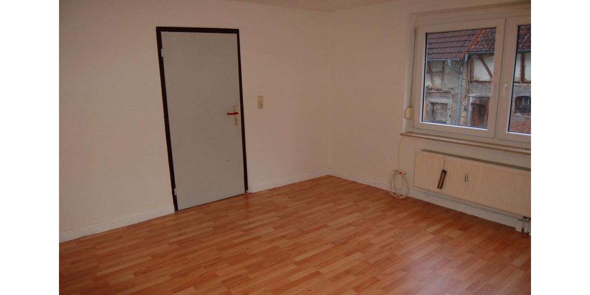 Doppelhaushälfte Mengen - 6 Zimmer, 165 m&sup2;, 220.000&euro; | Angebot:27119952