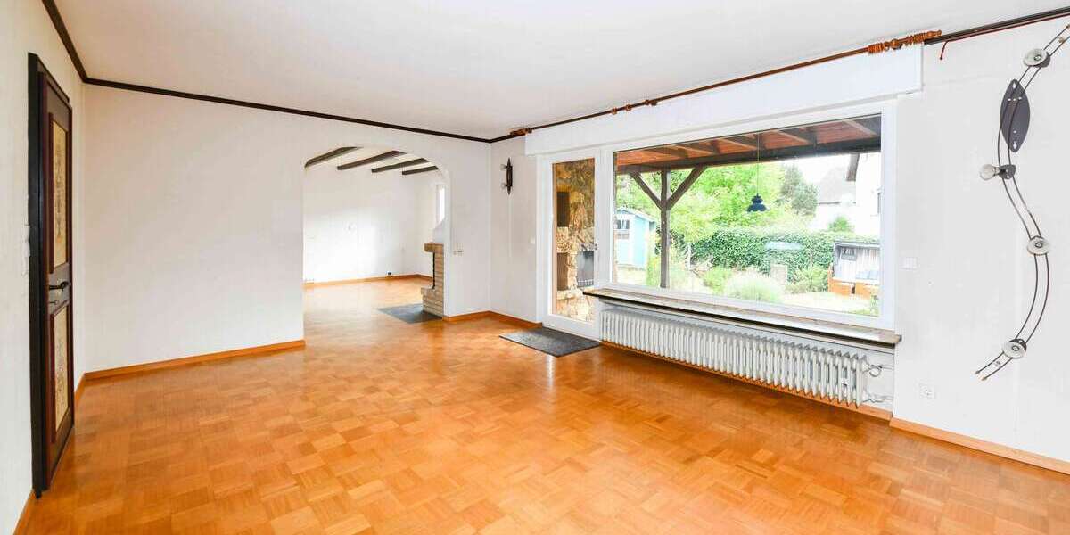 ImmoBillia: Ein Haus mit Charakter. Ein Grundstück mit Möglichkeiten. - Einfamilienhaus Mundelsheim | Angebot:27346104