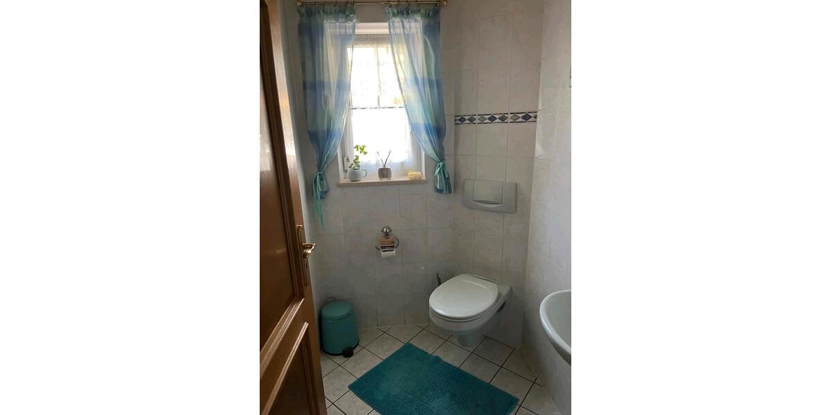 Erdgeschoßwohnung Wolfegg - 4.5 Zimmer, 127 m&sup2;, 1.100&euro; | Angebot:26357734